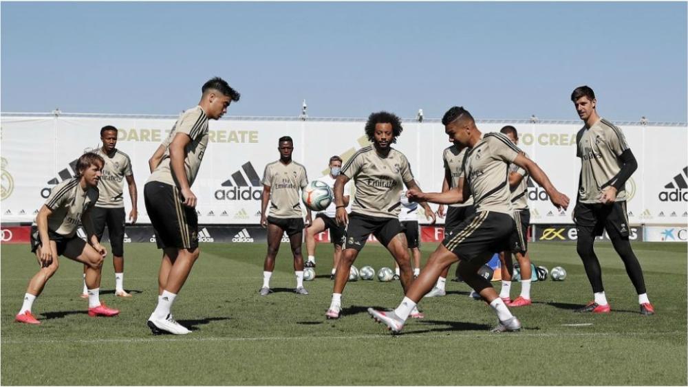 تأجيل عودة ريال مدريد للتدريبات بسبب فيروس "كورونا"
