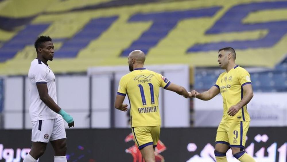 أمرابط يرفع رصيده من التمريرات الحاسمة وحمد الله يبتعد في صدارة الهدافين بعد مباراة العدالة