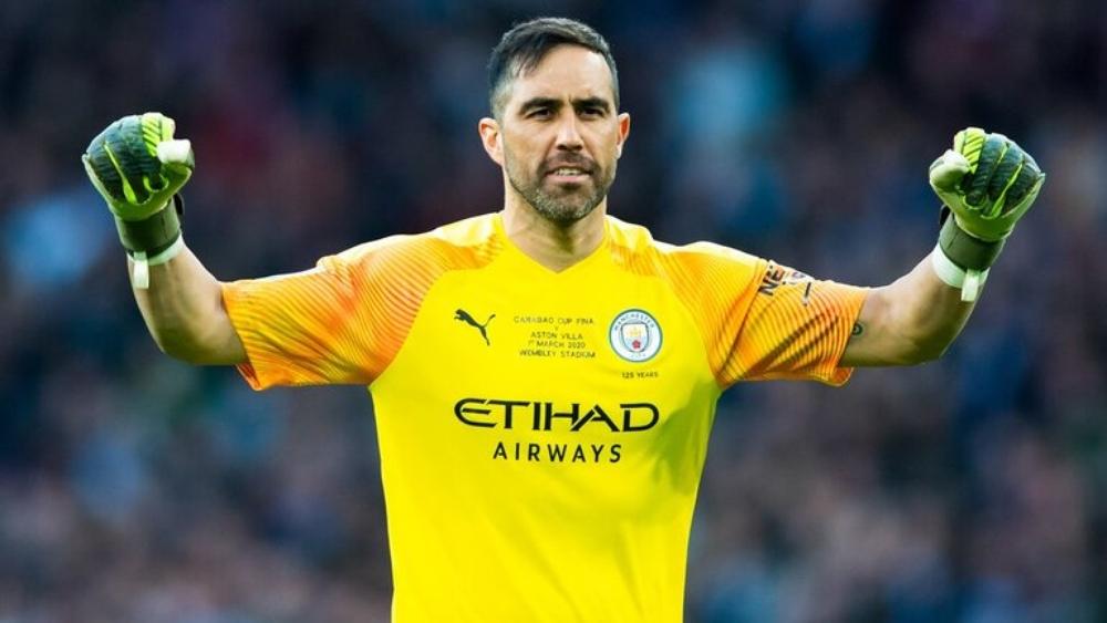 ريال بيتيس يُعلن تعاقده مع كلاوديو برافو