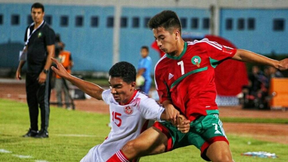 المغربي غيلان حاضر في معسكر منتخب أقل من 20 سنة.. وناديه برشلونة يهنئّه بالدعوة