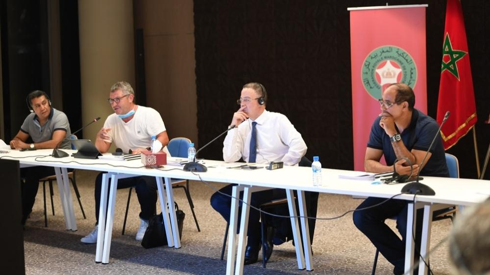 اللجنة التقنية لـ"جامعة الكرة" تتابع اليوم مباراة الرجاء و ا.طنجة من ملعب "محمد الخامس"