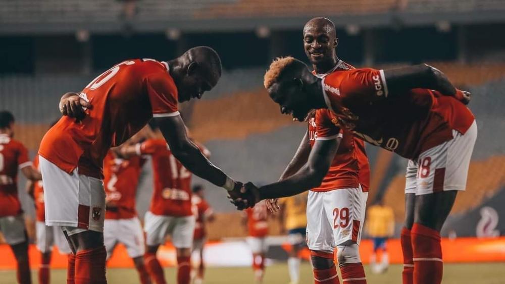 الأهلي يقسو على الإسماعيلي بثلاثية ويصبح على بعد خطوة من لقب الدوري المصري