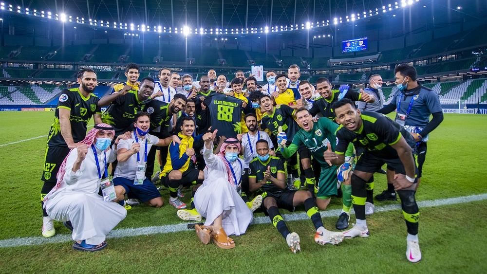 التعاون بقيادة كارتيرون يُقصي الدحيل ويُخرج بنعطية والركراكي من دوري أبطال آسيا