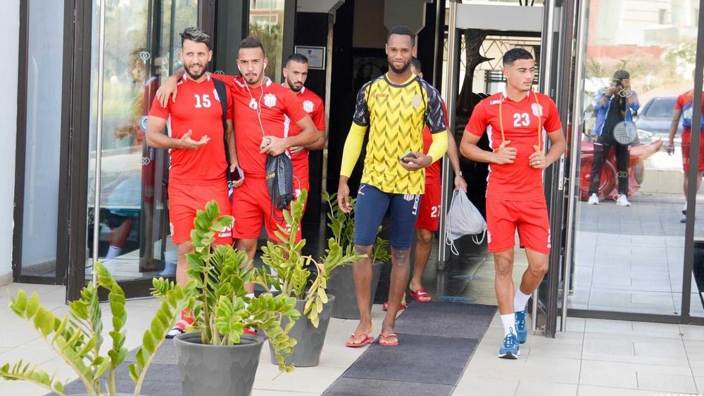 خاص / "البطولة" تكشف أسماء لاعبي حسنية أكادير المصابين بـ"كورونا"