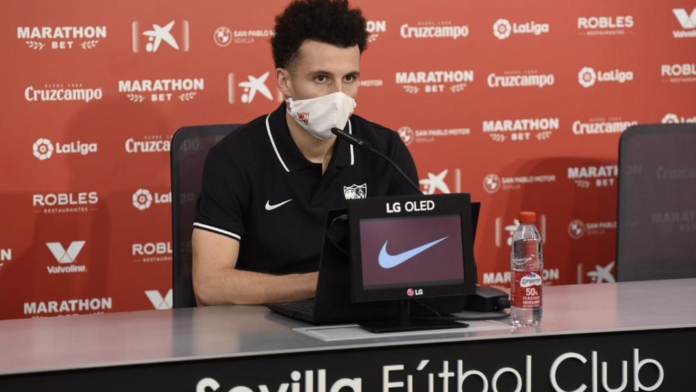 أسامة إدريسي: "أتشرف بالقدوم إلى بطل الدوري الأوروبي.. اختيار إشبيلية كان قرارًا سهلًا بالنسبة لي"