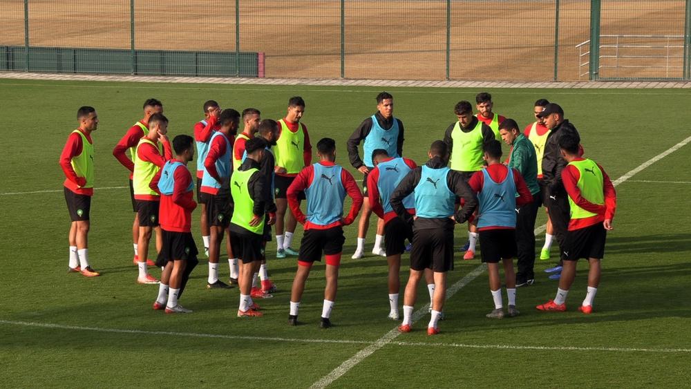 عموتة يكشف عن لائحة المحليين.. قطبا العاصمة الأكثر تمثيلية وحضور الكعبي وهداف الدوري البحراوي