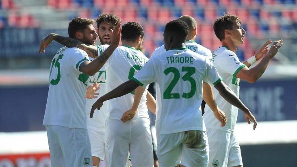 ساسولو يهزم بولونيا ويرتقي للمركز الثاني في الـ"سيري آ"