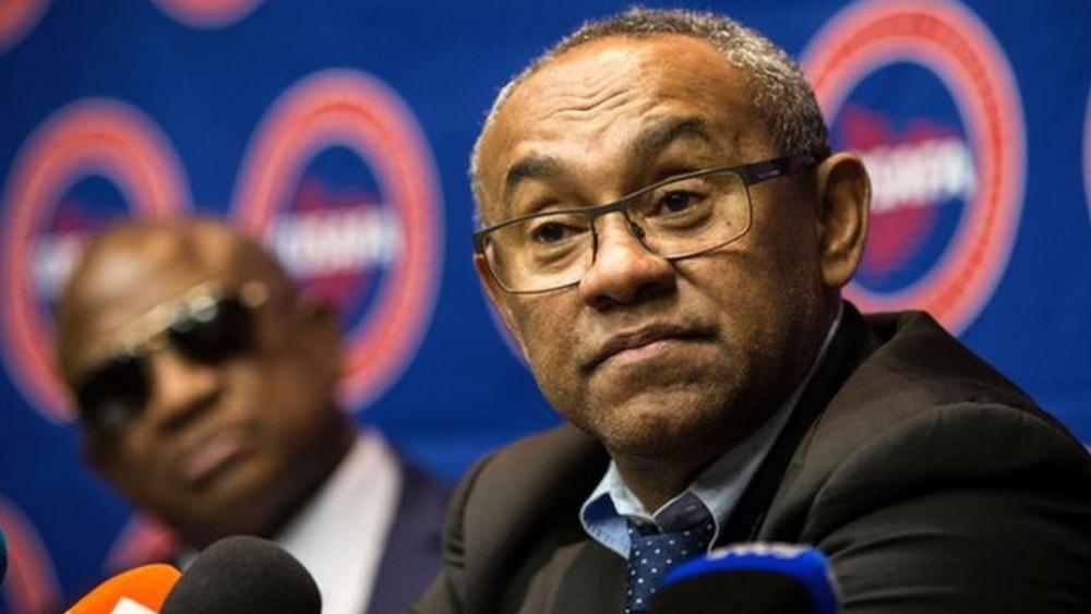 خاص/ تفاصيل مراسلة "الكاف" المُنبِّهة للأندية الأربعة بشأن قواعد تأهيل اللاعبين قبل ذهاب نصف نهائي العصبة