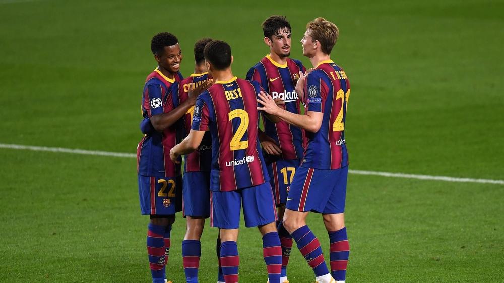 برشلونة يكتسح فرنسفاروش بخماسية ويتصدر المجموعة السابعة