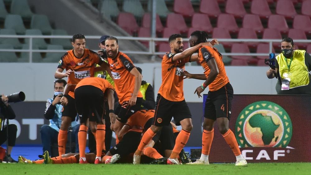 نهضة بركان خامس فريق مغربي يتوج بلقب الكونفدرالية الأفريقية في نظامها الجديد