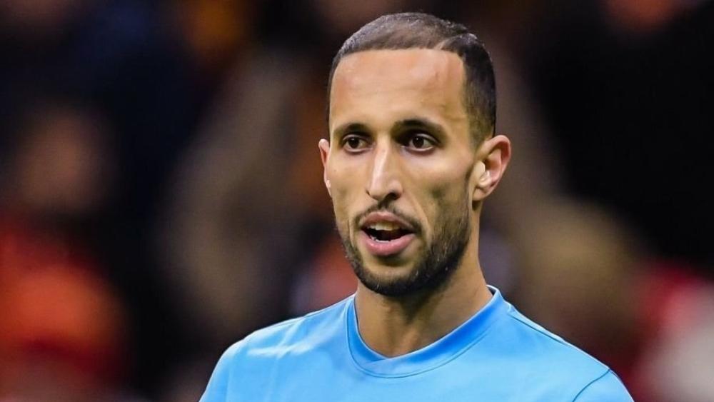 بعد إعلان إصابته بالسرطان.. اللاعبون المغاربة يساندون أبرهون في محنته ويتمنون له الشفاء العاجل