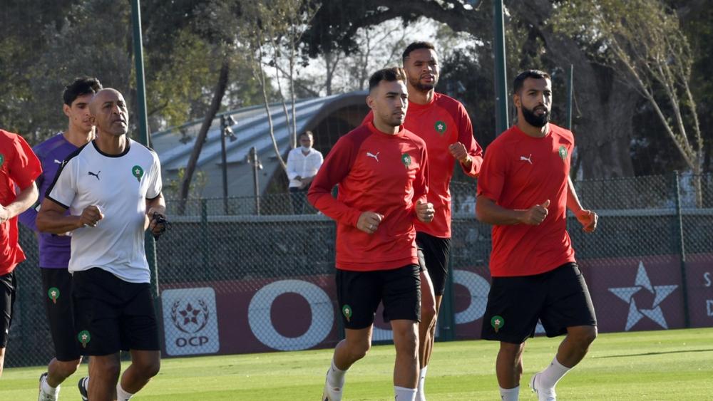 الحدادي: "الاتحاد المغربي يعمل جاهداً لتسوية وضعيتي.. وآمل استخلاص وثيقة الفيفا قريباً"