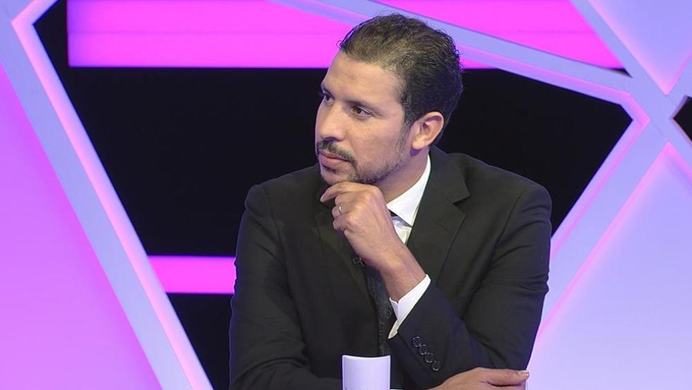 يوسف شيبو: "التحكيم نقطة سوداء في الكرة الإفريقية والزمالك استغل التراجع البدني للرجاء"