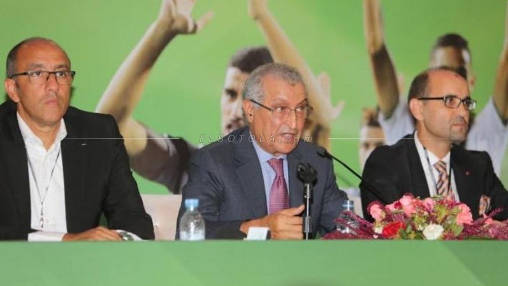 الضغوطات ورهانات الموسم الجديد يدفعان الزيات لربط اتصالات "متكررة" بأوزال