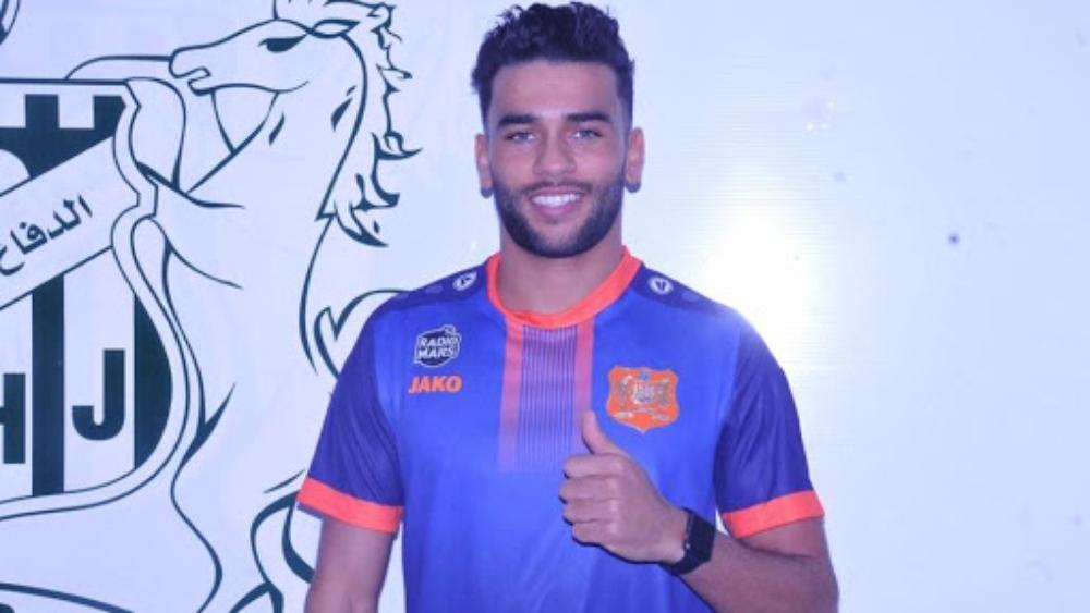 فيصل البختاوي يحزم حقائبه ويُغادر تربص الدفاع الحسني الجديدي