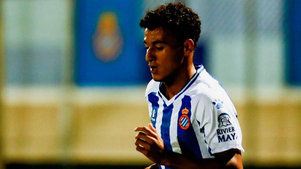 للمرة الأولى.. المغربي عمر الهلالي ضمن قائمة فريق الكبار لـ"إسبانيول" في مواجهة جيرونا