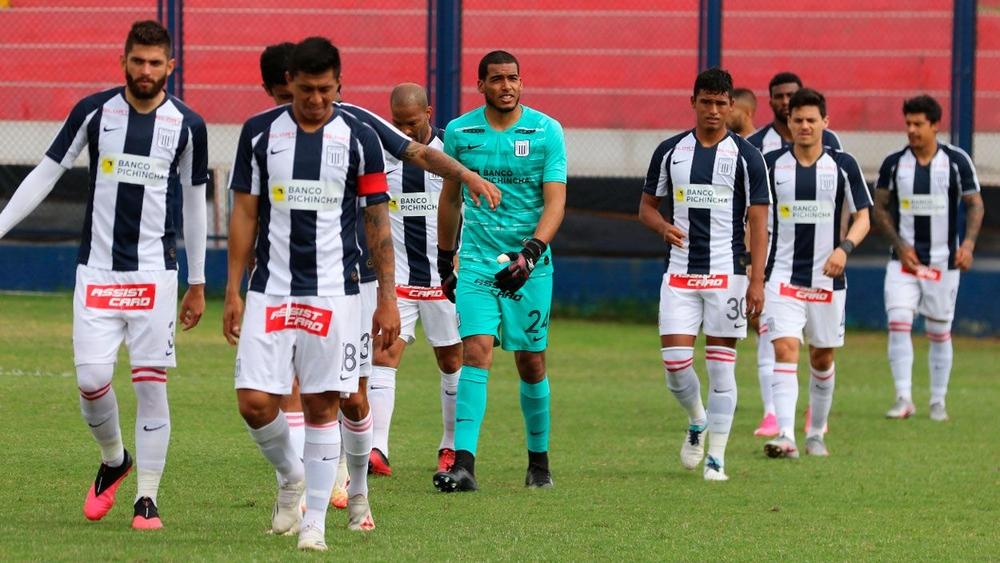 بعد عام على تتويجه بالدوري للمرة الـ23.. "أليانز ليما" البيروفي ينحدر لأول مرة إلى الدرجة الثانية