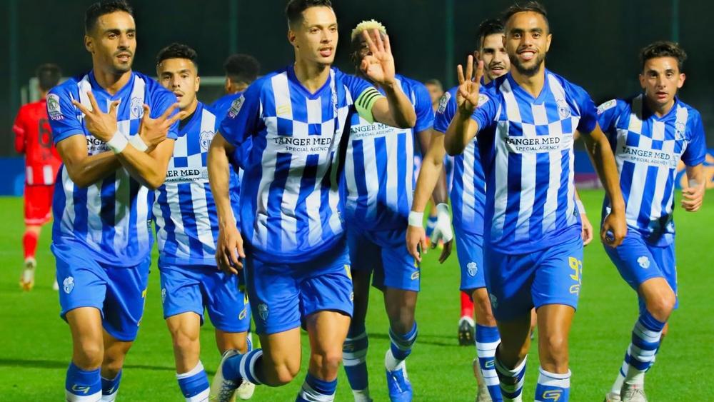 في التفاتة إنسانية.. لاعبو اتحاد طنجة ينالون الإشادة بعد إهداء انتصارهم أمام الفتح لروح أبرهون