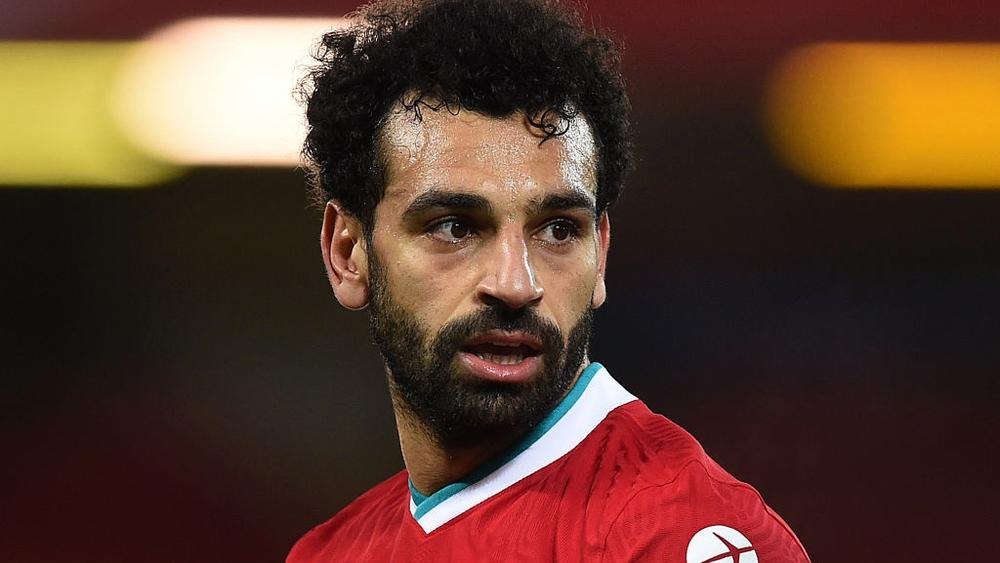 ليفربول يحسم موقفه من بيع نجمه المصري محمد صلاح