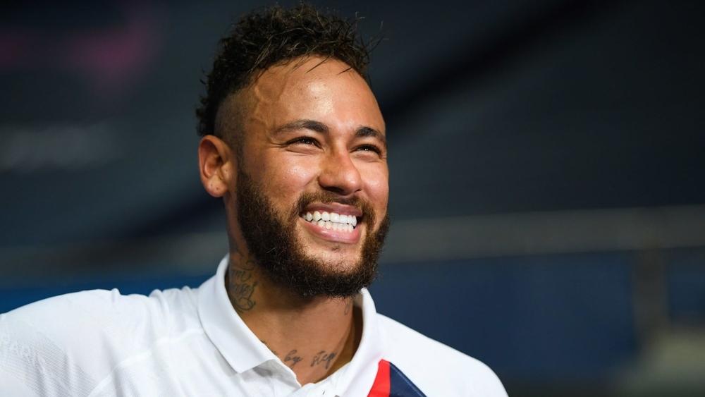 نيمار يُثير سخط البرازيليين بإقامة حفل لخمسة أيام وبحضور 500 شخص رغم "خطر كورونا"!