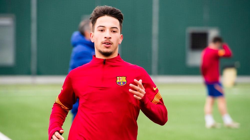 أكاديمية "لاماسيا" تُعلن استدعاء لاعبها المغربي غيلان لمنتخب الشبان المُشارك في كأس أفريقيا