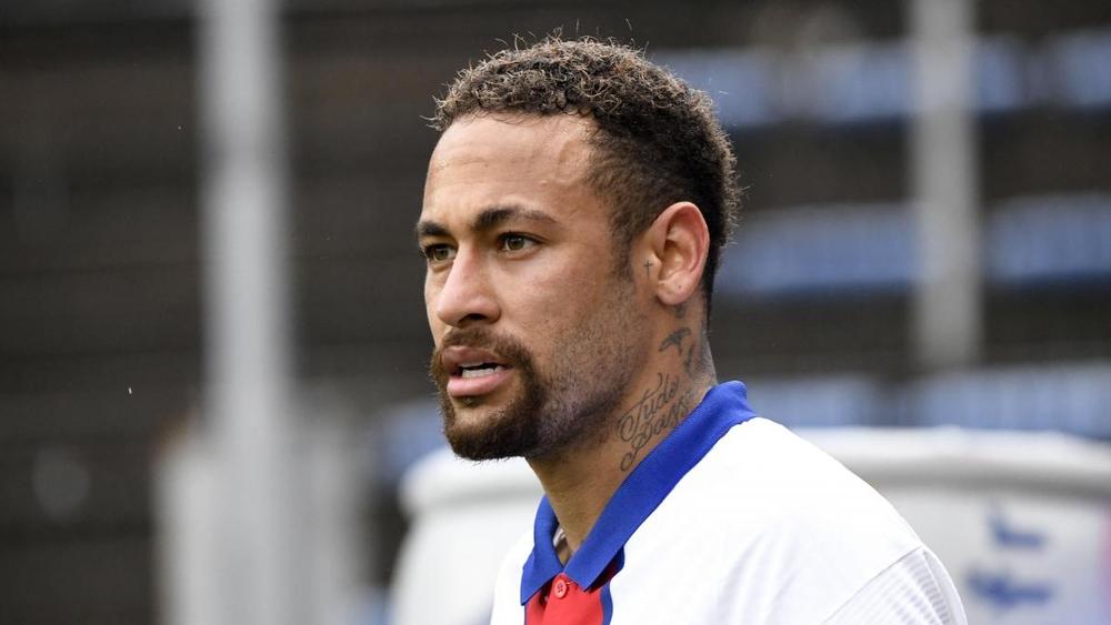 نيمار مهدد بالغياب عن "قمة الغد" أمام مارسيليا بسبب "التهاب في الأمعاء"