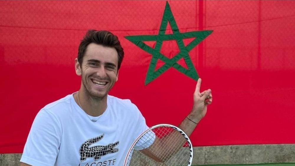 إليوت بينشيتريت يحقق أول انتصار له بالعلم المغربي ويكتب: "هذا شرف كبير لي"