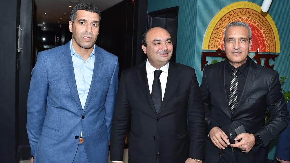 بلخياط حولَ صورةٍ تجمعه بالنيبت وبودربالة: "الوداد على يساري والرجاء على يميني.. نجمان طَبَعَا تاريخنا"!