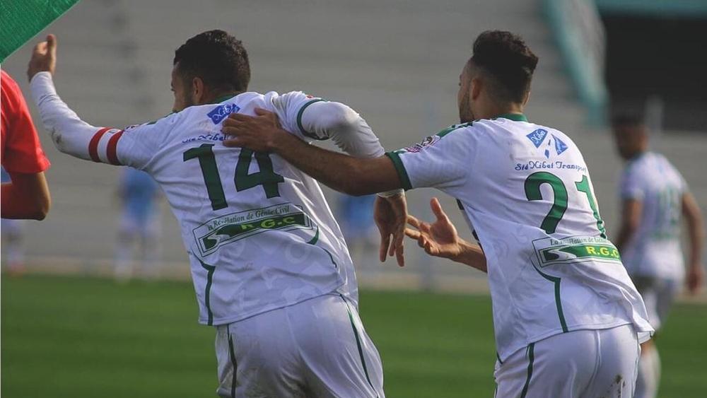 أولمبيك الدشيرة يفشل في الانفراد بالصدارة بعد هزيمته أمام اتحاد تواركة والتعادل يحسم نتيجة مبارتي أ.خريبكة أمام ش. خنيفرة وجمعية سلا ضد سطاد المغربي