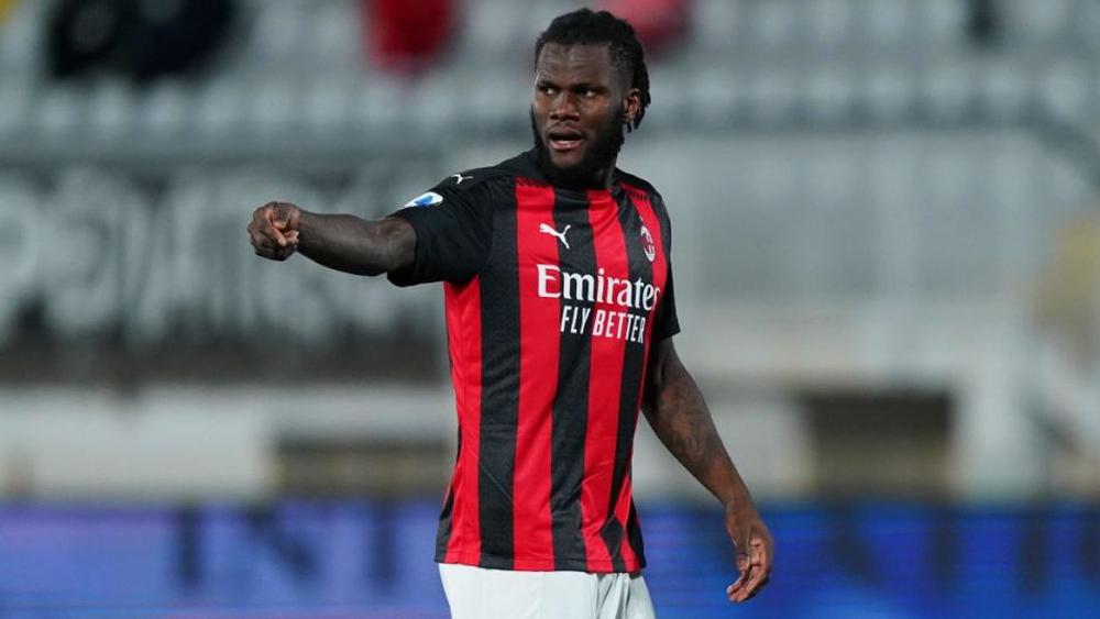 فرانك كيسي: "ميلان سيربح الديربي وسأترك تنفيذ ركلات الجزاء لإبراهيموفيتش"