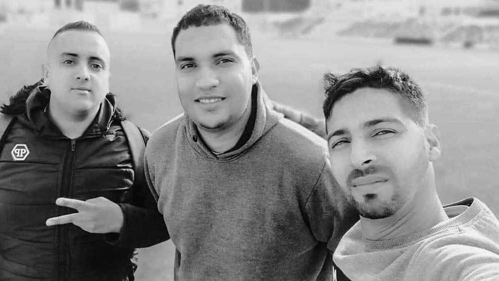 صفحات أندية البطولة الاحترافية تبعث "رسائل تعزية" في وفاة أعضاء الخلية الإعلامية لـ"الكوديم"