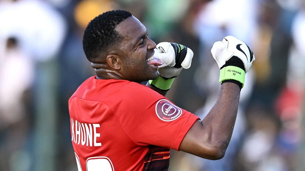 حارس مرمى كايزر شيفس: "أتطلع لمواجهة الوداد..نتوقع مباراة صعبة وكلا الفريقان سيلعبان خارج الميدان"