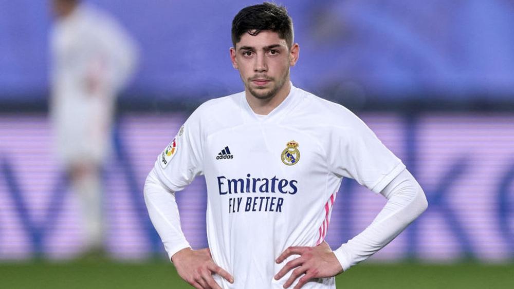 فالفيردي يتعرض لإصابة في تدريبات ريال مدريد قد تبعده عن مواجهة ليفربول