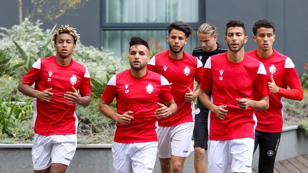 بعد رحلته "الشاقة".. الوداد الرياضي يتدرب في مقر إقامته بجوهانسبورغ لإزالة عياء السفر استعدادا لملاقاة كايزر شيفس