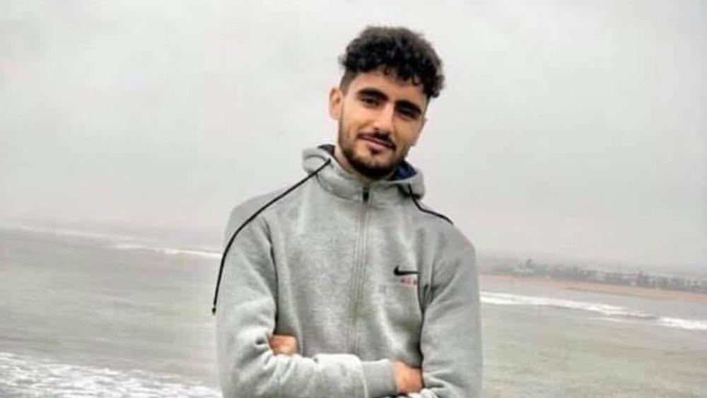 لاعب نجم الشباب رضى الساقي يفارق الحياة فوق أرضية الملعب أثناء مباراة حسنية بنسليمان