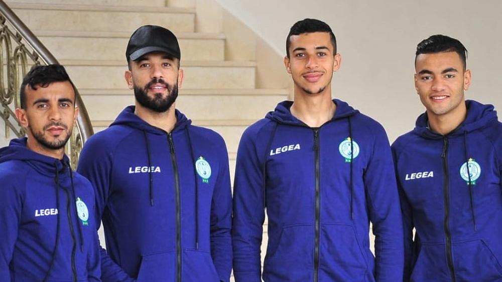 مكونات الرجاء تجري "فحوصات كورونا" قبل حصة اليوم المسائية والفريق يتوجه ليلا صوب الرباط لملاقاة "الماط"