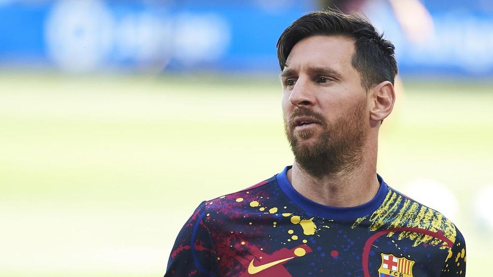 ميسي يؤجل حسم مستقبله مع برشلونة إلى غاية نهاية الموسم