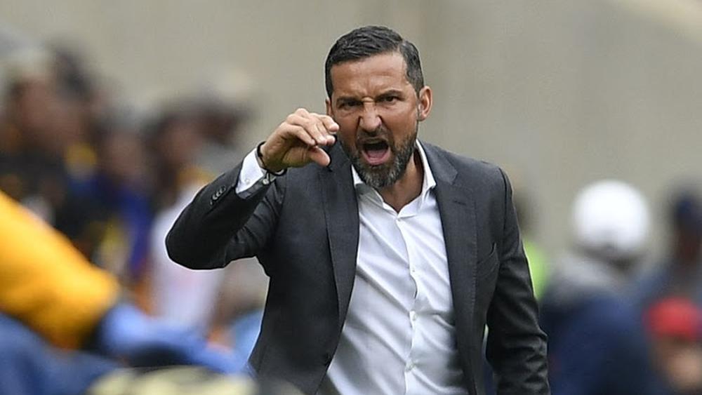 مدرب أورلاندو بيراتس: "أرقام الرجاء القارية تتحدث عنه وهدفنا تحقيق التأهل والتتويج باللقب"