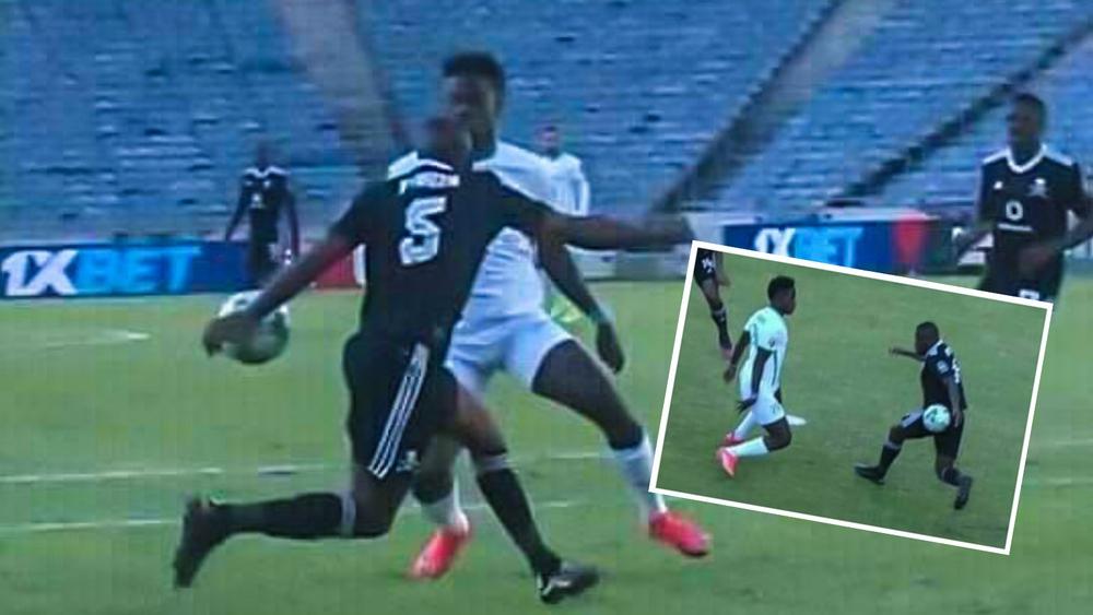 الرجاء تُحرم من ضربة جزاء "واضحة" أمام أورلاندو بيراتس الجنوب أفريقي!