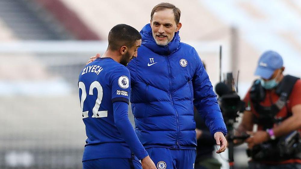 رسميًا/ تشيلسي يُكافئ توخيل بـ"عقد جديد" والتكهنات تُحيط بـ"مصير زياش" ومكانته في الفريق اللندني