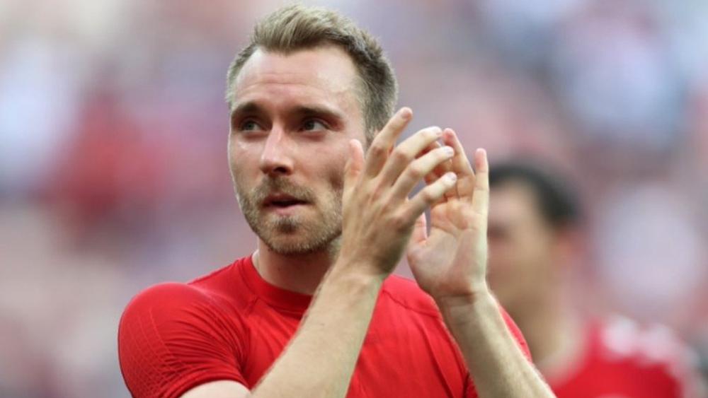 الاتحاد الدنماركي في بيان رسمي: "إريكسن حالته مستقرة ولا زال في المستشفى للخضوع للمزيد من الفحوصات الطبية"