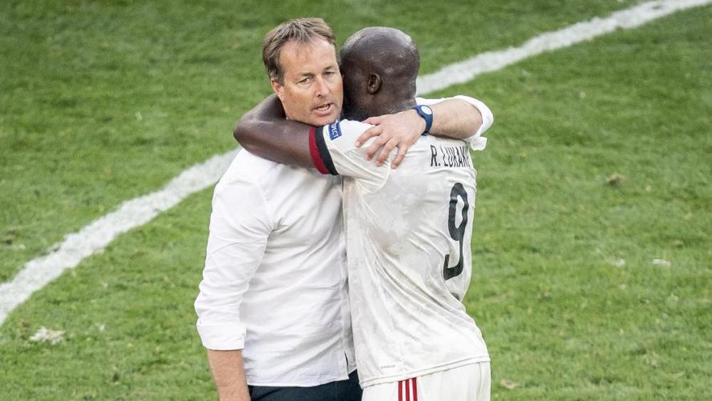 مدرب الدنمارك يتمسك بأمل الصعود إلى ثمن نهائي "اليورو" ويصرح: "سنحاول الفوز على روسيا من أجل إريكسن"