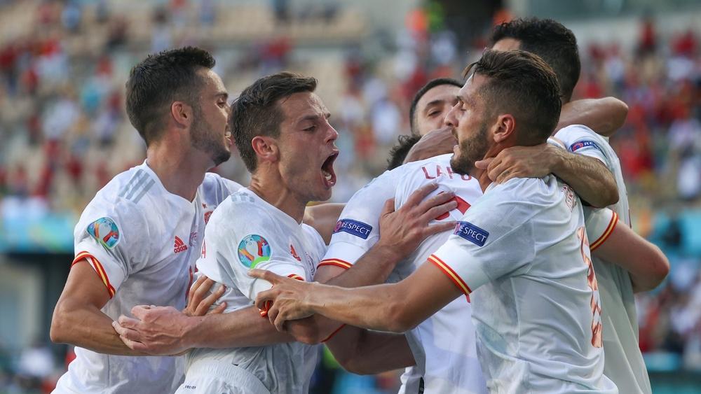 إسبانيا ترد على "المشكِّكين" وتتأهل لثمن نهائي "يورو 2020" بـ"خماسية" في شباك سلوفاكيا