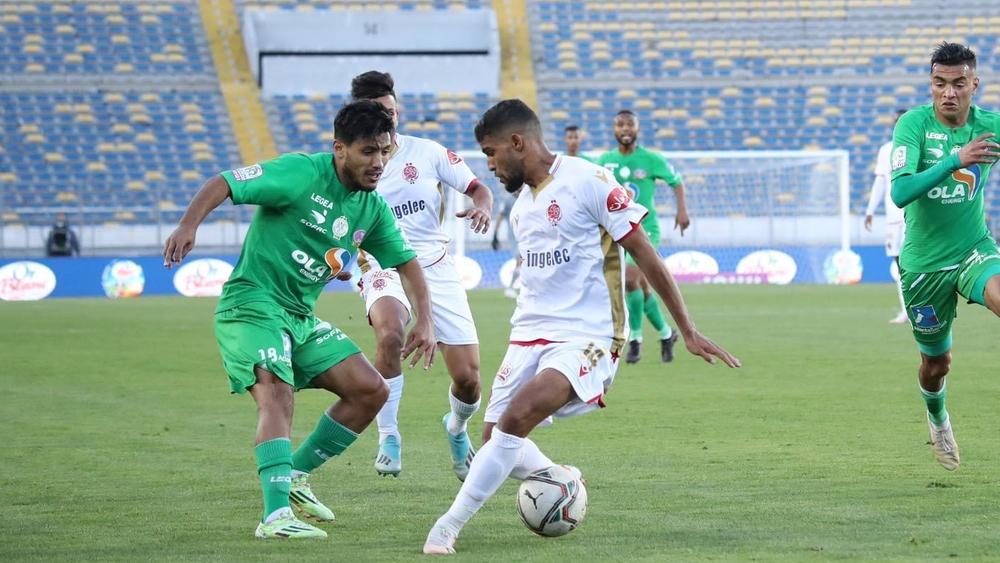 أبرزها مباراة الديربي أمام الوداد.. الرجاء يخوض 3 مباريات بالبطولة قبل السفر إلى البنين لمواجهة شبيبة القبائل