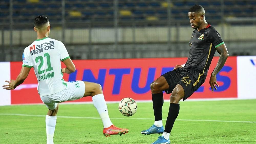 بعد هزيمة الرجاء في الديربي أمام الوداد.. فوز الجيش على ا. طنجة سيشعل المنافسة على بطاقة التأهل لدوري الأبطال