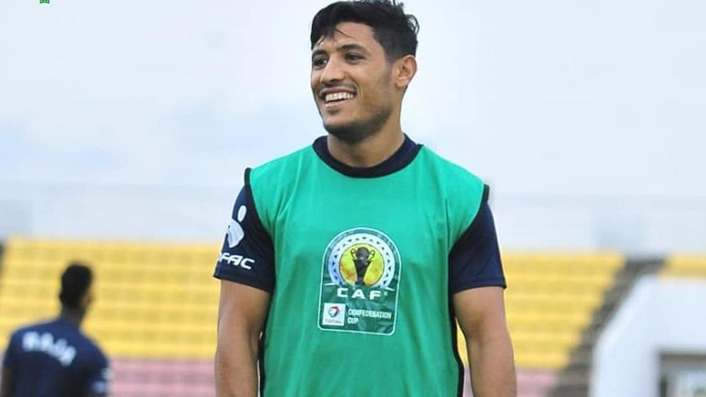 بحضور الهبطي والحافيظي وغياب شاكير.. الرجاء يخوض ثاني حصة تدريبية في البنين استعدادا لنهائي كأس الكونفدرالية