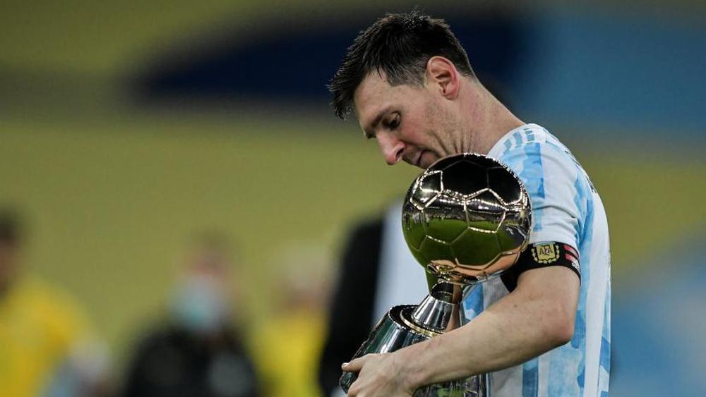 ميسي بعد تتويجه بأول لقب مع الأرجنتين: "أخبرت دي ماريا أنه سيحظى بفرصة الانتقام ويجب أن نستفيد من هذه الطفرة في المونديال"