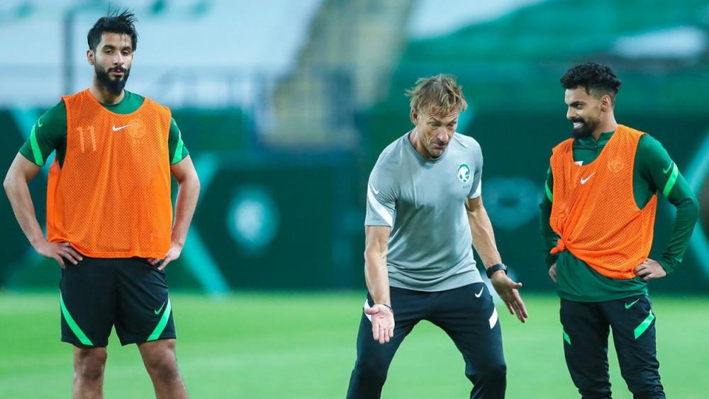 الاتحاد السعودي يقرر المشاركة بالمنتخب الأول في كأس العرب بقيادة رونار