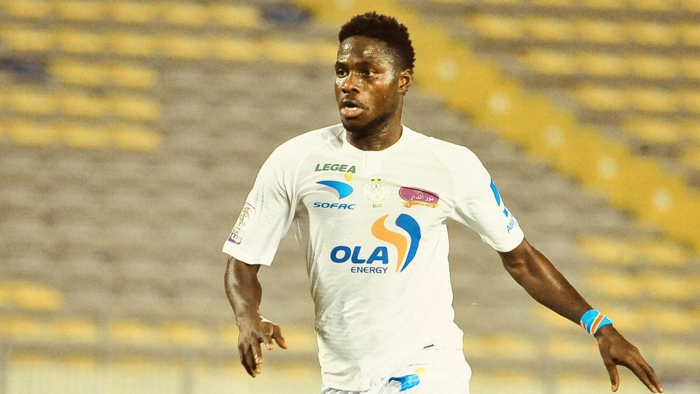 خاص/ نادي الشارقة الإماراتي يصرف النظر عن التعاقد مع مالانغو بسبب المطالب المادية للرّجاء