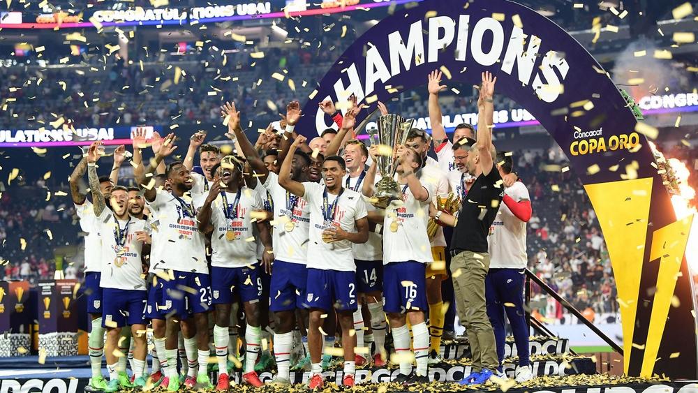 أمريكا تهزم المكسيك بشق الأنفس وتتوج بالكأس الذهبية